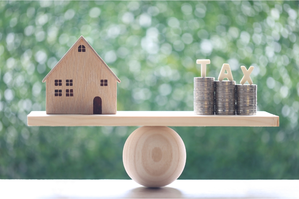 Understanding taxes when buying and selling a home in Australia